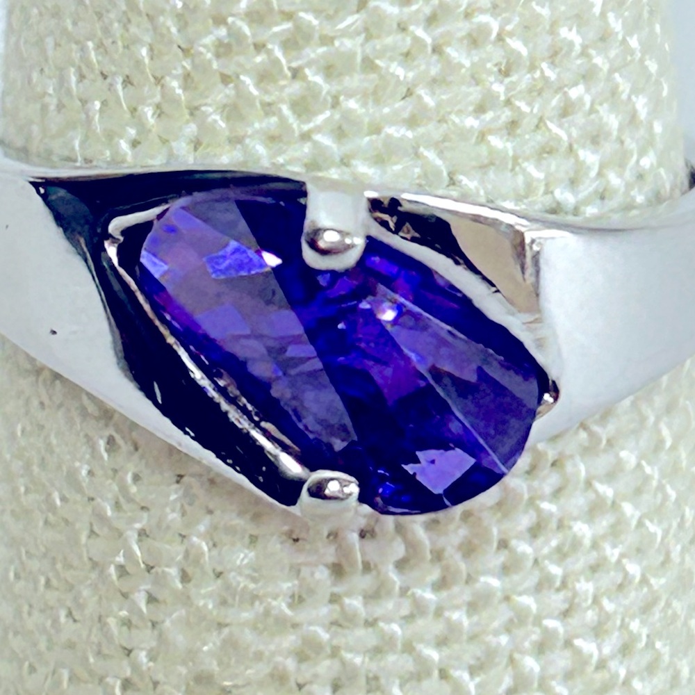 Stunning Amethyst 18k GE SRC Size 7 - Picture 2 of 10